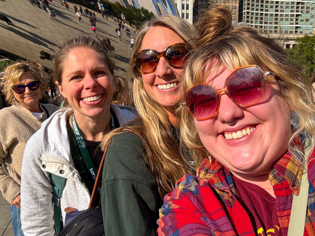 JenisonSchools's tweet image. Last Friday the Jenison High School Art and French departments took 40 students, including 15 exchange students, to Chicago! Their annual trip stopped at Millennium Park, the Art Institute of Chicago, a French cafe, and an architecture boat tour! #ReadyToSucceed