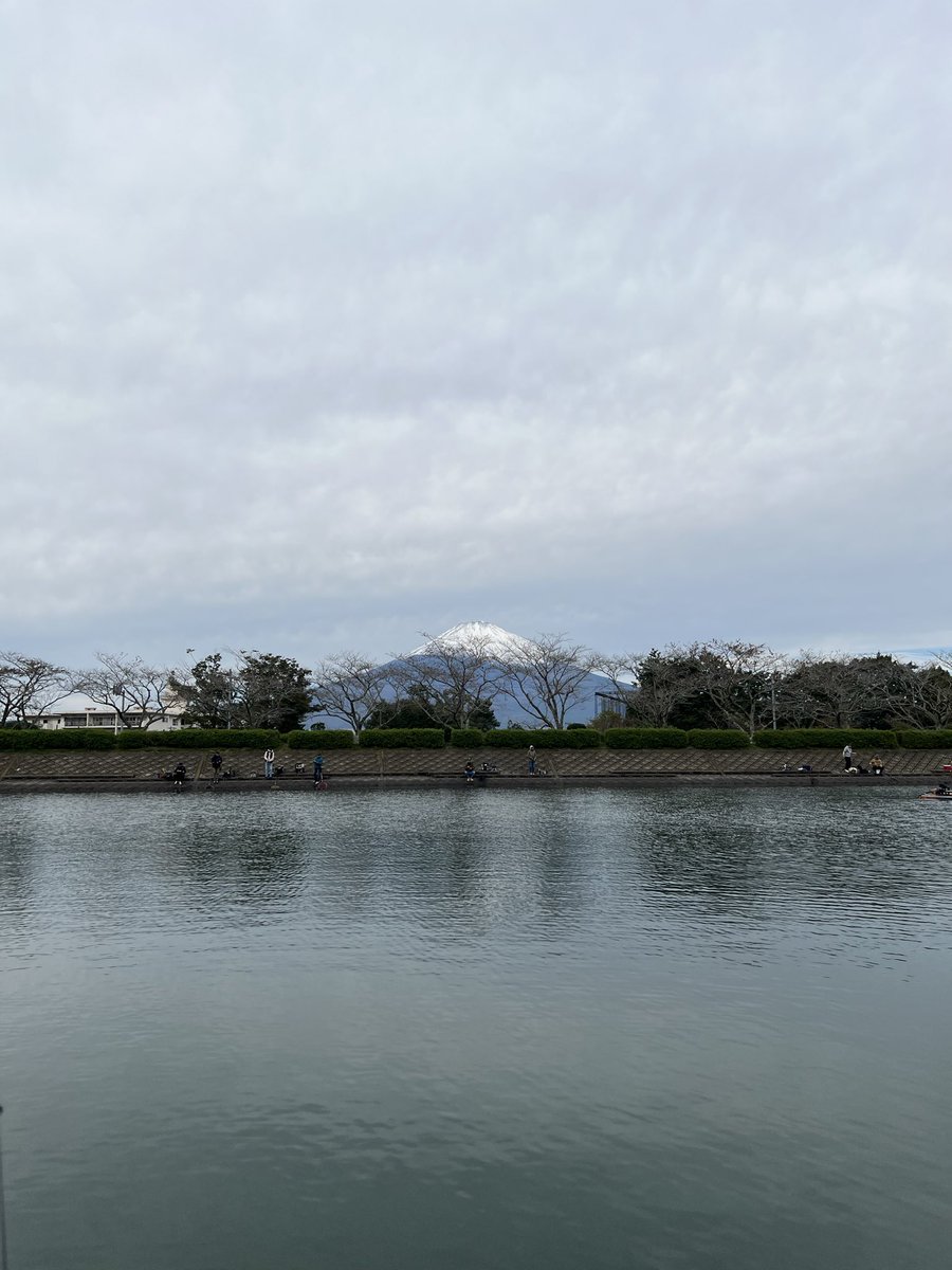 kaidow21's tweet photo. 今日はこちらへ

#東山湖フィッシングエリア https://t.co/ddCevpeS6n
