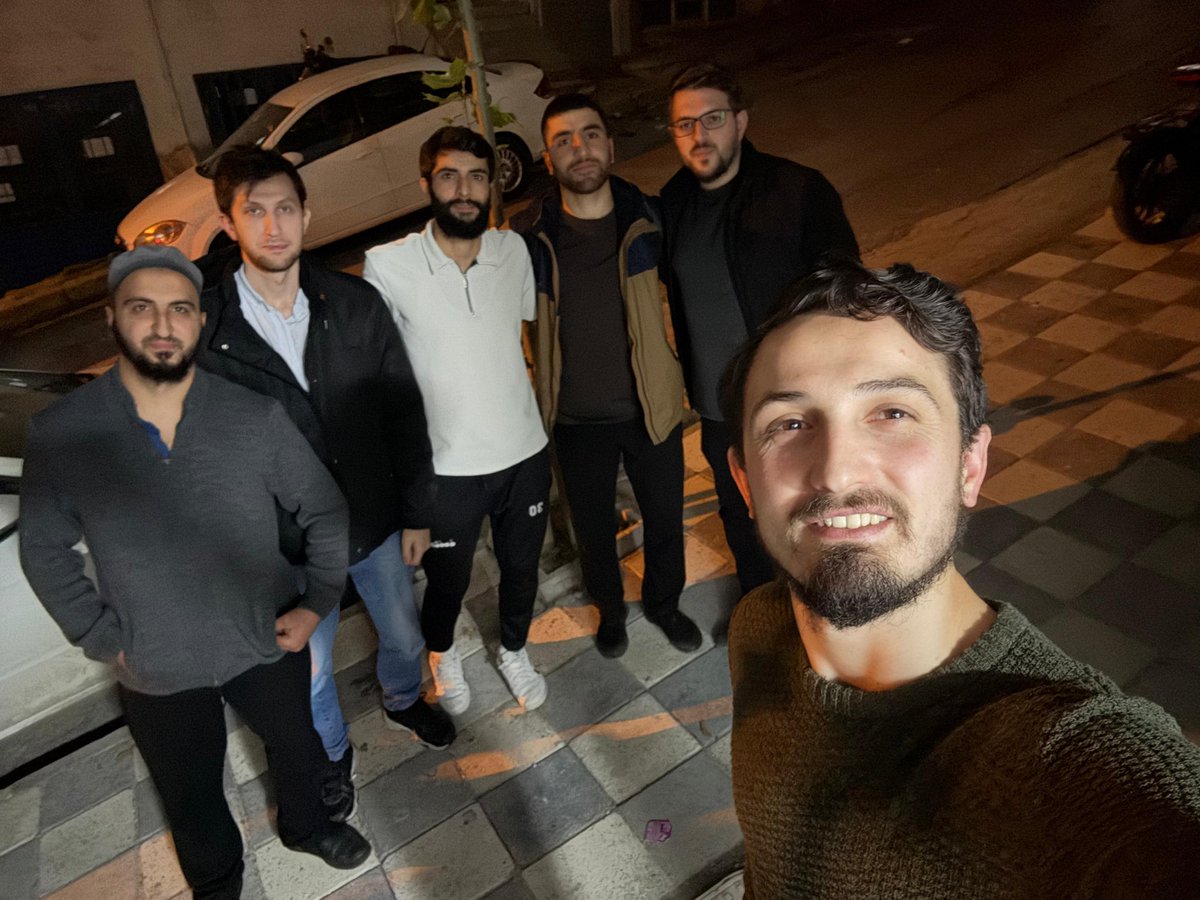 Genç Saadet Arnavutköy olarak haftalık olağan toplantımızı dün akşam gerçekleştirdik.
Yaptığımız planlamalar ve aldığımız kararlar doğrultusunda, gelecek nesillerin ve gençlerin daha iyi bir geleceğe sahip olması için çalışmalarımıza hız kesmeden devam edeceğiz.