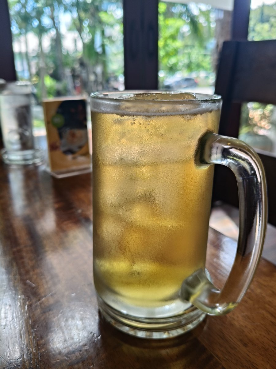 เที่ยงๆแบบนี้เบียร์เย็นๆสักแก้วก่อนทานข้าวคับ
#ระยอง #ระยองนัดเจอ #ระยองfwb #ชายแท้ชอบทอม #ทอม #หาทอมFWB #fwbชลบุรี