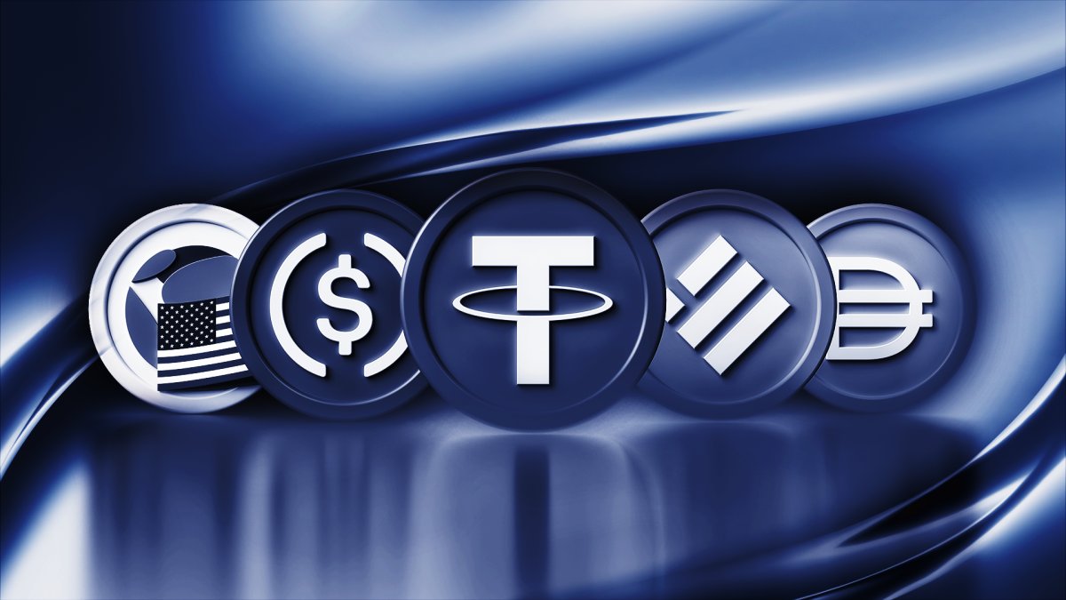 🚀 Stablecoins processed $46T in 2025 — up 106% YoY.
$USDT + $USDC now hold $150B in US Treasuries, making them the 17th largest holder globally.
This isn’t speculation — it’s real-world adoption. 🌍
#Blockchain #Stablecoins