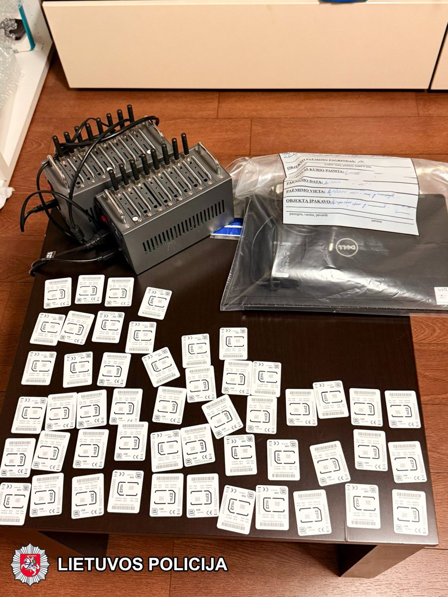 Yozzo's tweet photo. Another #SIMbox bust and this time in Lithuania

Almost 200 SIM Boxes, and about 75,000 #SIMcards of operators from various countries were found.

Video: https://t.co/42f37MM15B https://t.co/K9qCIzZsLh