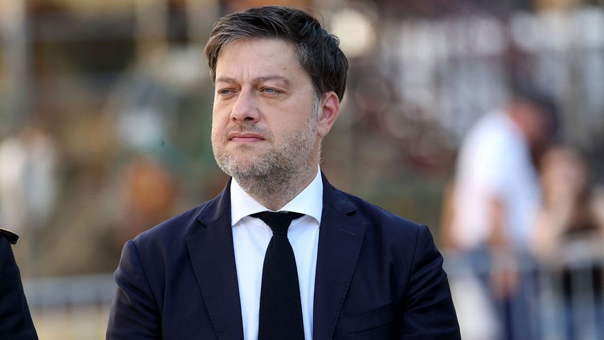 L'Écho Chrétien (@lechochretien) on Twitter photo 🚨🎬 ALERTE | À Marseille, le maire Benoît Payan a ANNULÉ LA PROJECTION du docu-fiction "Sacré Cœur" une heure avant sa diffusion, invoquant une ATTEINTE au principe de laïcité. 🚨🎬 ALERTE | À Marseille, le maire Benoît Payan a ANNULÉ LA PROJECTION du docu-fiction "Sacré Cœur" une heure avant sa diffusion, invoquant une ATTEINTE au principe de laïcité.