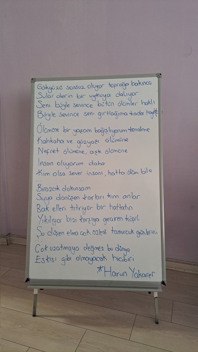 "Böyle sevince seni gırtlağıma kadar hayat"

<a href="/harunyakarer/">Harun Yakarer</a> 
#öğretmenlerodası