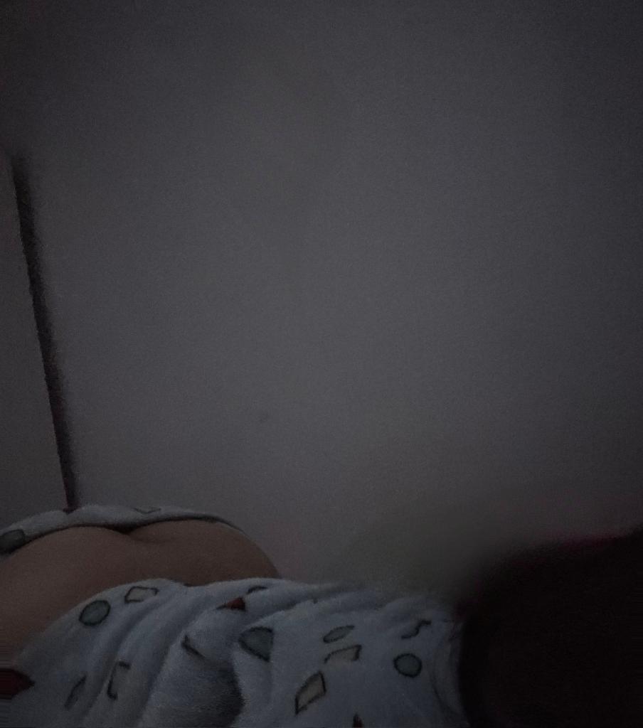 ilu_t00_'s tweet photo. 자지 섯냐? 바지 ��리고 먹던가 ~ https://t.co/8QvWaczs5r