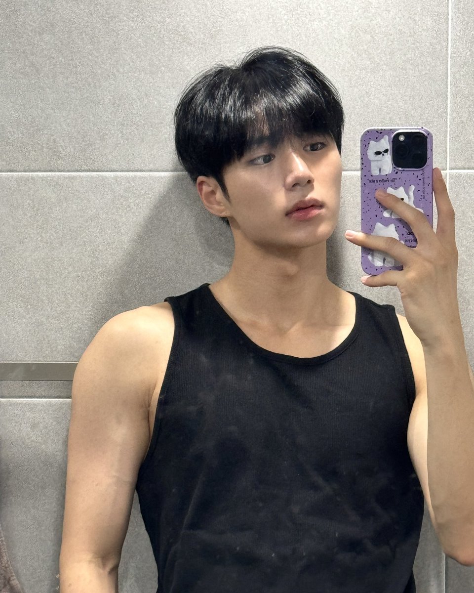 yourbananamilk_'s tweet photo. ผมขอคนเข้าใจ https://t.co/KgI0SxbopG