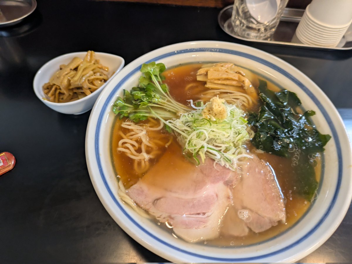 もっと早く出ようと思ったのに
遅くなってもた
でもお昼間に合ったからせーふ
