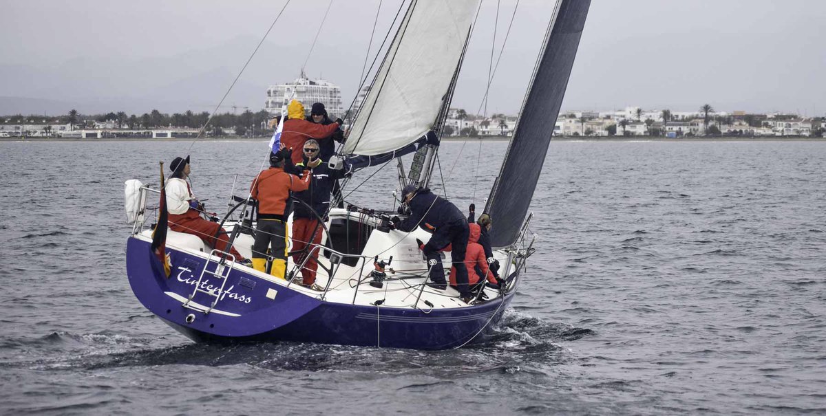 CAT📍 Roses i Cap de Creus: vent i paisatge, reptes per la Fase 3. Consulta el programa! 
FR📍 Roses et Cap de Creus : défis et paysages pour la Phase 3. Programme sur le site!

#iemporda2025 #regates2025 #incostabrava @cvgolfusempuriabrava <a href="/gen/">Gen Kanai ｜</a>.roses @velacatalana