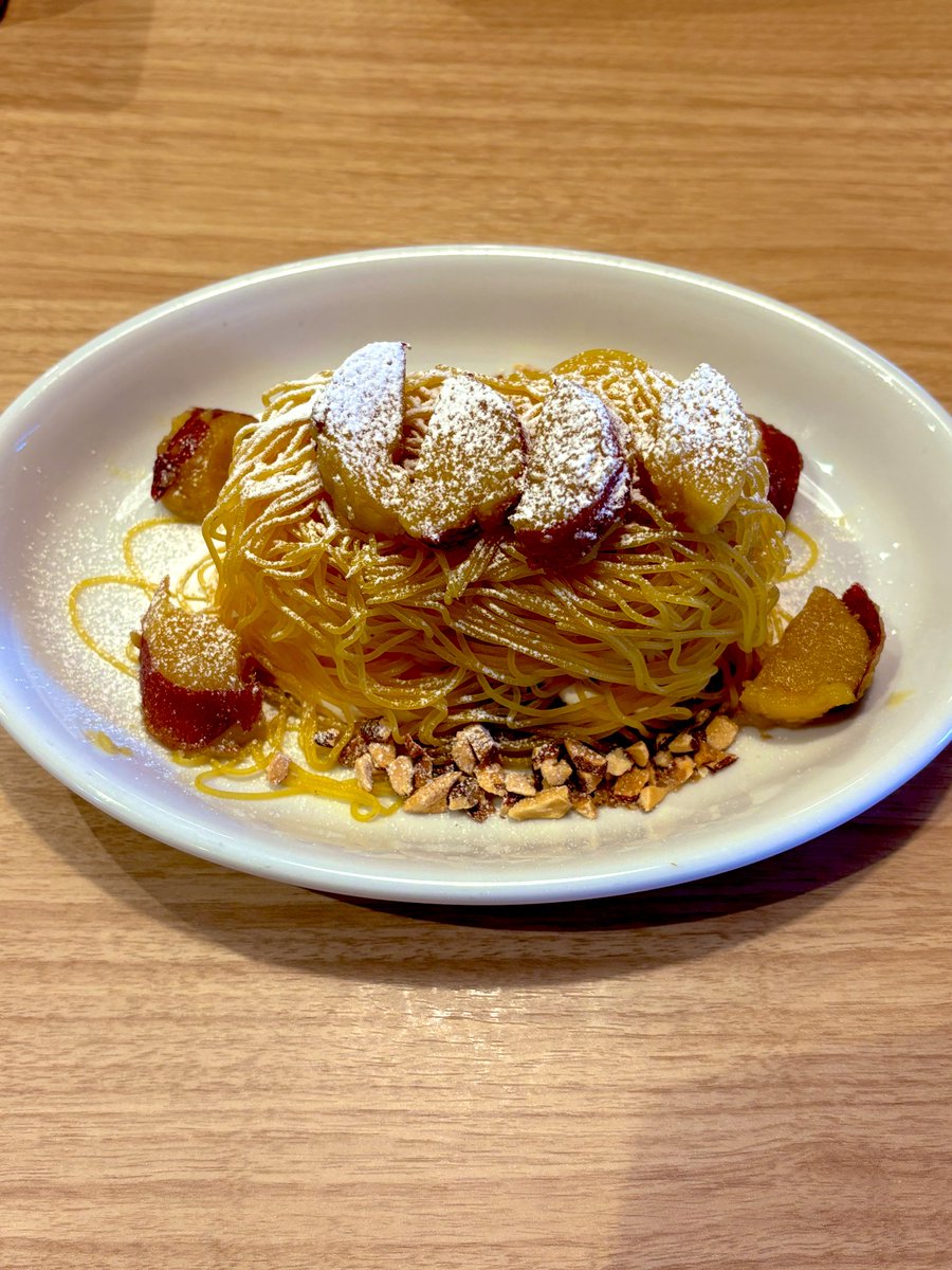 ビッグボーイでランチ😋🍴💕
お芋のモンブラン🍠