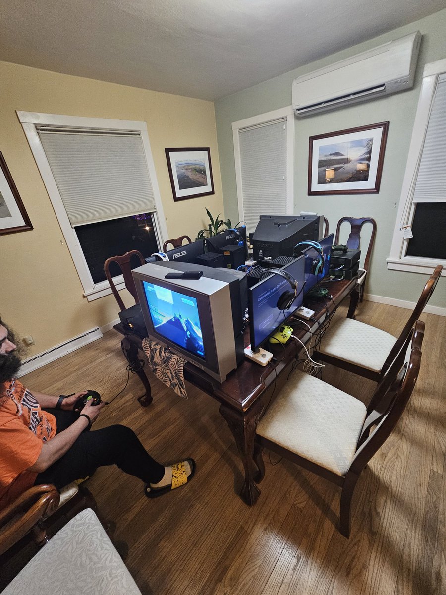 Zack/LD50 II 🔜 #HaloFest tweet media