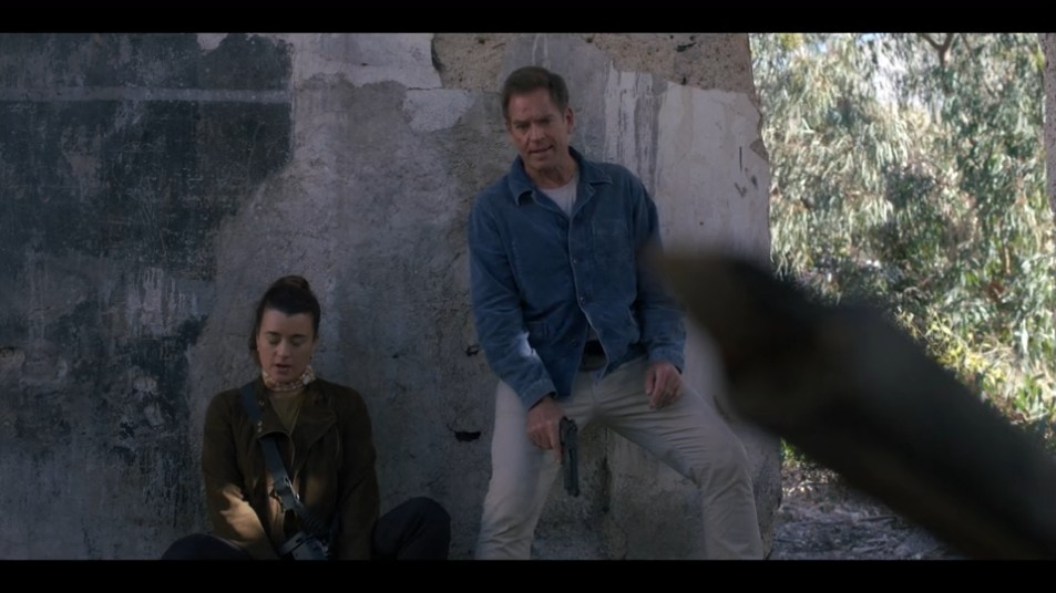 JavaJunkie91's tweet image. "I think you know exactly what I have to do."

"I really hope I don't, 'cause if it's what I'm thinking, you are getting a new therapist."

"I have to kill Jonah."

"Oh god, that's it. Dr. Lang, fired."

Dr. Lang out, Dr. Archie in

#TonyandZiva