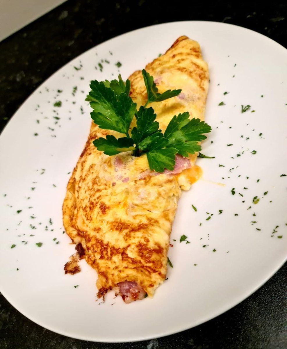 Dore Cafe tweet media