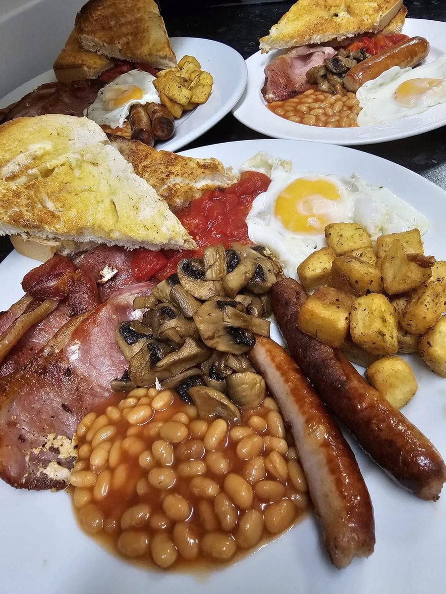 Dore Cafe tweet media