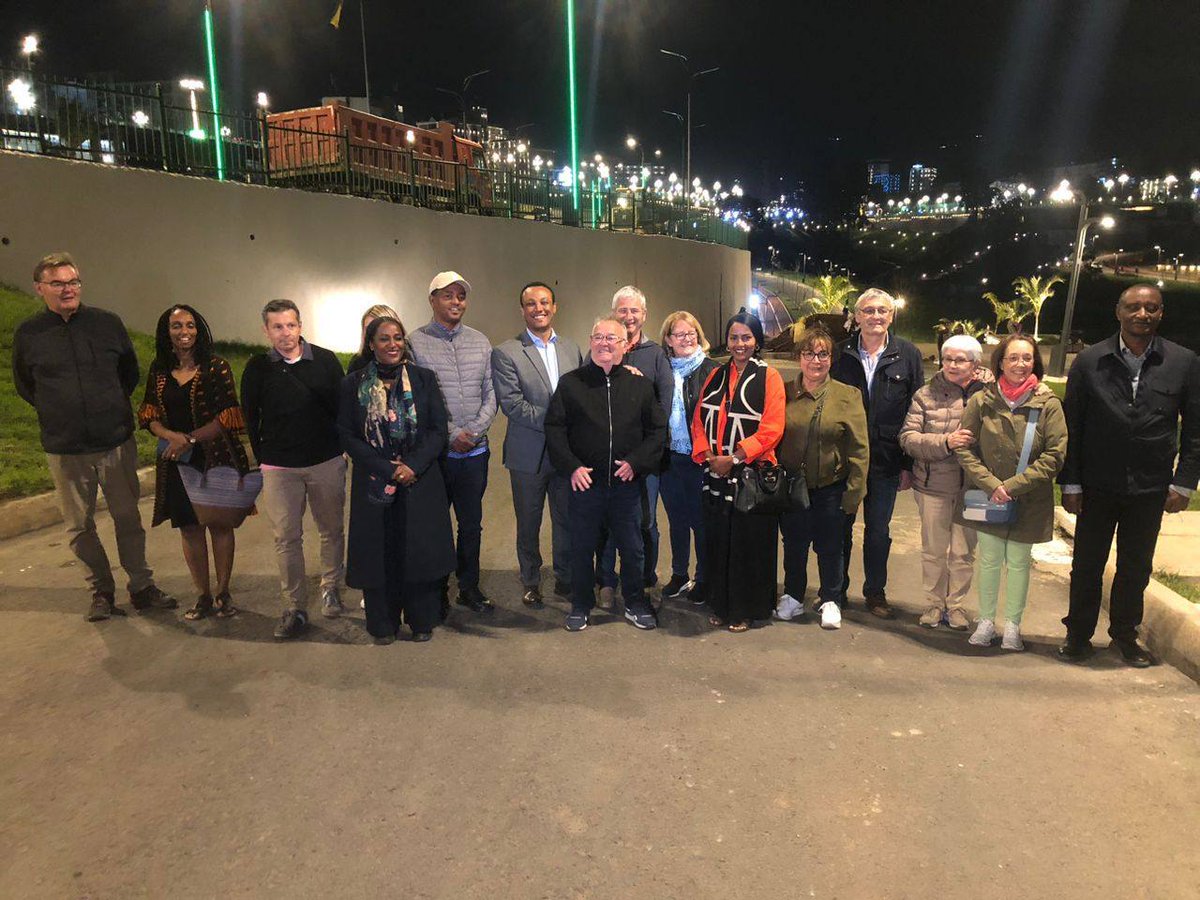 ETEmbassyPEK's tweet image. 𝐄𝐭𝐡𝐢𝐨𝐩𝐢𝐚 𝐇𝐨𝐬𝐭𝐬 𝐅𝐫𝐞𝐧𝐜𝐡 𝐃𝐞𝐥𝐞𝐠𝐚𝐭𝐢𝐨𝐧 𝐟𝐫𝐨𝐦 𝐁𝐮𝐠𝐮𝐞𝐬 𝐂𝐢𝐭𝐲 𝐭𝐨 𝐄𝐱𝐩𝐥𝐨𝐫𝐞 𝐔𝐫𝐛𝐚𝐧 𝐃𝐞𝐯𝐞𝐥𝐨𝐩𝐦𝐞𝐧𝐭 𝐚𝐧𝐝 𝐒𝐢𝐬𝐭𝐞𝐫-𝐂𝐢𝐭𝐲 𝐂𝐨𝐨𝐩𝐞𝐫𝐚𝐭𝐢𝐨𝐧.
#AddisAbaba #Ethiopia #ethiopiandiplomacy