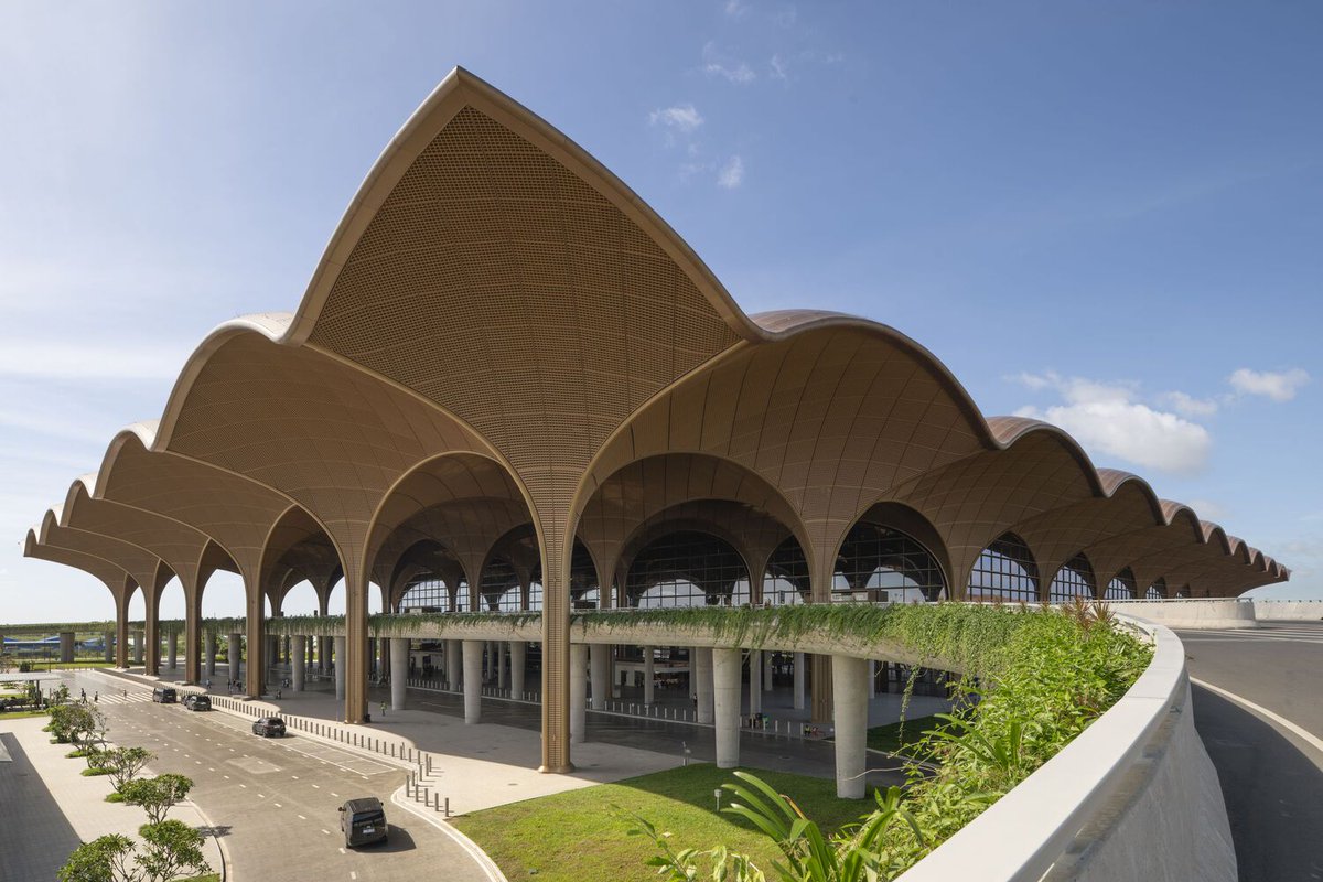 ArchDaily's tweet photo. Techo International Airport Cambodia by Foster + Partners
Cambodia 🇰🇭

https://t.co/dimoKy2vXb https://t.co/zrg81iyJBZ