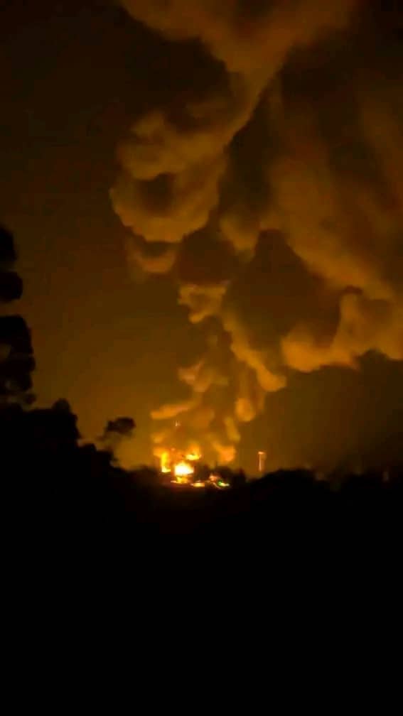 Erwan-Saint'S Le Révérend (@erwan_reverend) on Twitter photo #Urgent #Sud_Kivu 🛑🇨🇩:
La mine de #Twangiza vient encore d'être #bombardée aux  environs 01h30min du matin de ce 23 octobre 2025 par nos #Fardc . 
Plusieurs Terrotistes #M23RDF sont mort. 
À suivre.... #Urgent #Sud_Kivu 🛑🇨🇩:
La mine de #Twangiza vient encore d'être #bombardée aux  environs 01h30min du matin de ce 23 octobre 2025 par nos #Fardc . 
Plusieurs Terrotistes #M23RDF sont mort. 
À suivre....