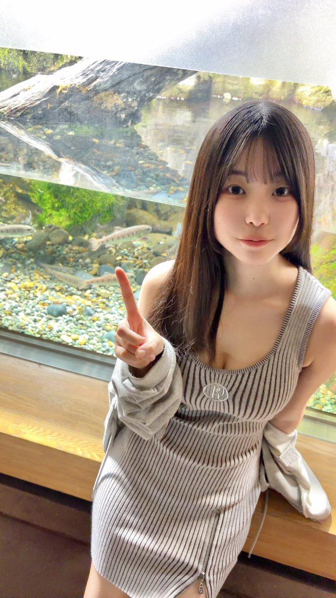 最近大学が忙しかったり天気悪かったりで動物園いけてなくて、SNS用の写真も底をつきたよ🥹

YouTube 動画も何本分か撮影してから公開したいし、明日からの週末こそは動物園行きたい…🦁