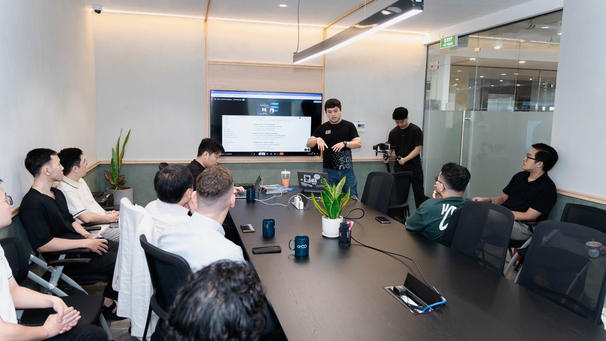 Mark Dickens tweet media