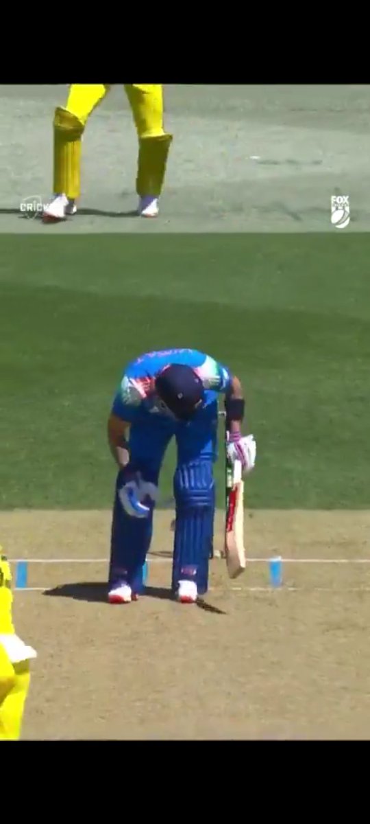 Virat Kohli says goodbye to the Adelaide Oval and the fans.

#INDvsAUS