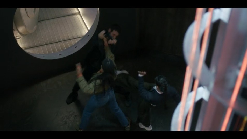 JavaJunkie91's tweet image. I love that Claudette also got a kick in 🤣

#TonyandZiva