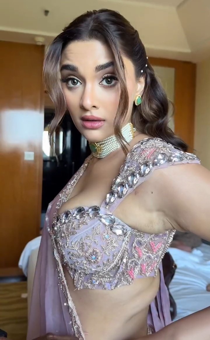 G37PF60XQAAUeCW?format=jpg&name=medium