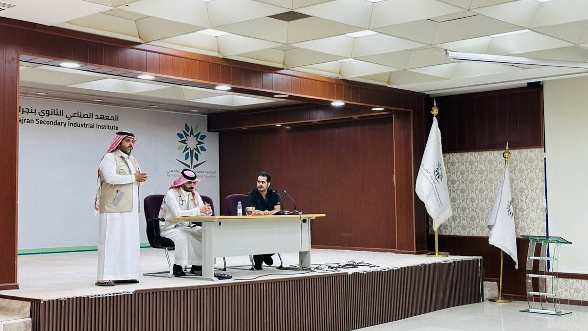 #توعية | 

نفذ فرع وزارة الصحة بمنطقة #نجران محاضرة توعوية بصناعي نجران عن أمراض السمنة وطرق الوقاية منها، وذلك لتعزيز الصحة بين افراد المجتمع وتحسين جودة الحياة.

#التدريب_التقني