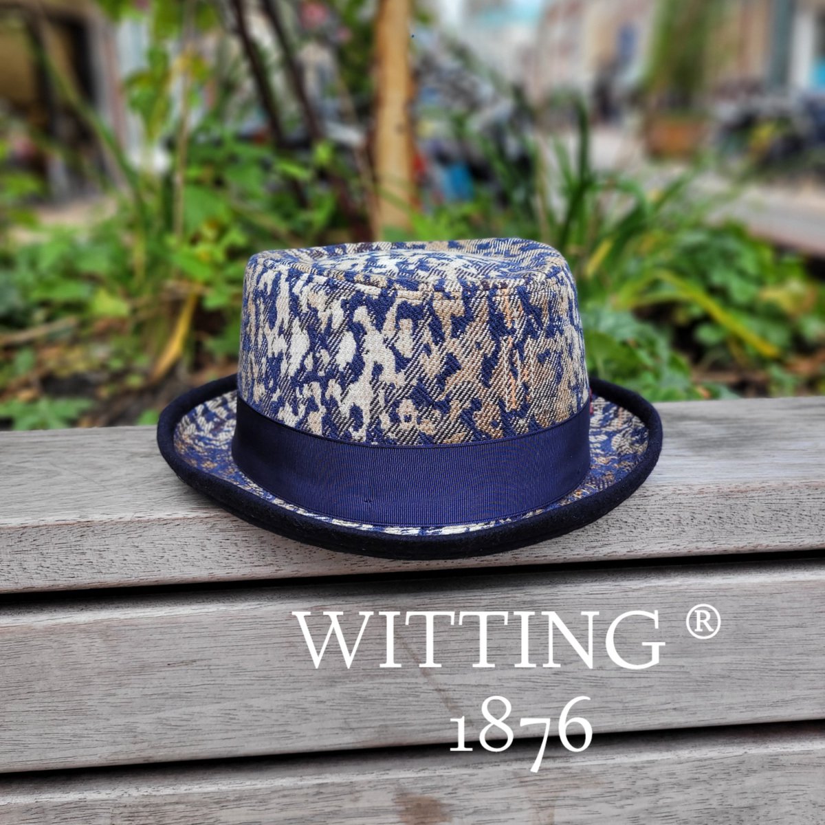 witting_nu's tweet image. Handmade  @wittingheadwear  #porkpie #hoed
@witting_nu
WITTING &amp;amp; Zn
sinds 1876-
#hoeden #petten #modeaccessoires
#oosterstraat #Groningen #hats #caps #porkpiehat
#hüte #mützen
instagram.com/h_witting/
facebook.com/wittinghoeden/