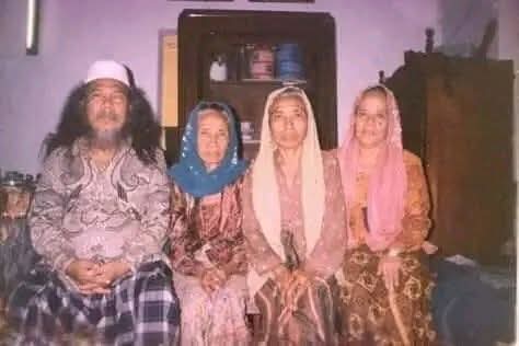 KH Maksum Jauhari (Gus Maksum), komandan Banser sekaligus guru besar Pagar Nusa yang berjasa dalam upaya penumpasan G30S/PKI di Kediri.

Peristiwa penumpasan PKI inilah yang kemudian banyak dijadikan sebagai bahan propaganda kaum komunis, seolah telah terjadi pembunuhan massal