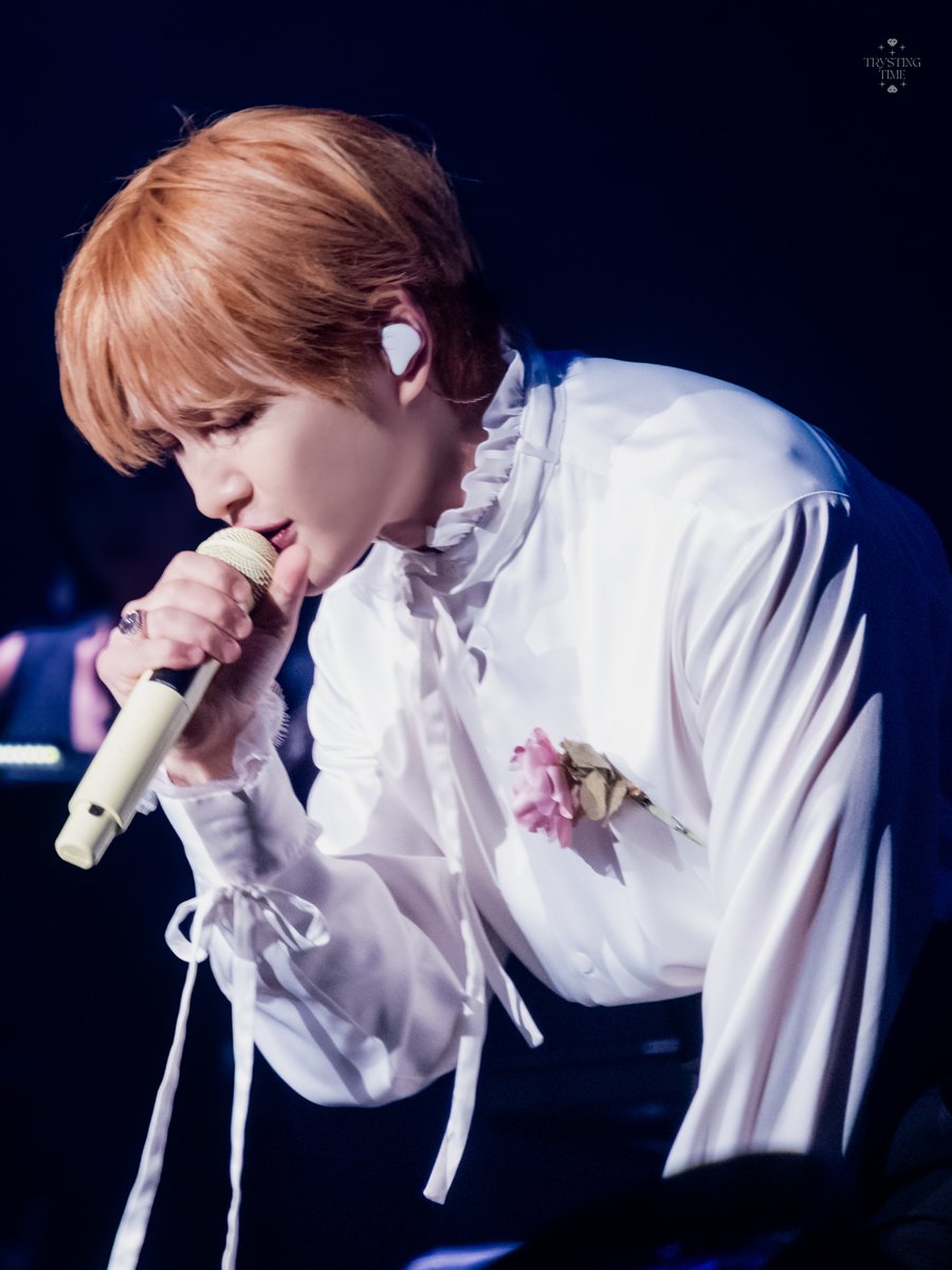 trysting_time's tweet image. 🗓️𝟸𝟶𝟸𝟻𝟷𝟶𝟷𝟾
📍[𝙾𝙽𝙴𝚆 𝚃𝙷𝙴 𝙻𝙸𝚅𝙴 : 𝙿𝙴𝚁𝙲𝙴𝙽𝚃 (%)] 𝙸𝙽 𝙺𝙰𝙾𝙷𝚂𝙸𝚄𝙽𝙶

#샤이니 #SHINee
#ONEW #온유 #이진기
#ONEWTHELIVE
#온유더라이브퍼센트