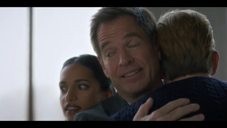 JavaJunkie91's tweet image. Group hug

#TonyandZiva