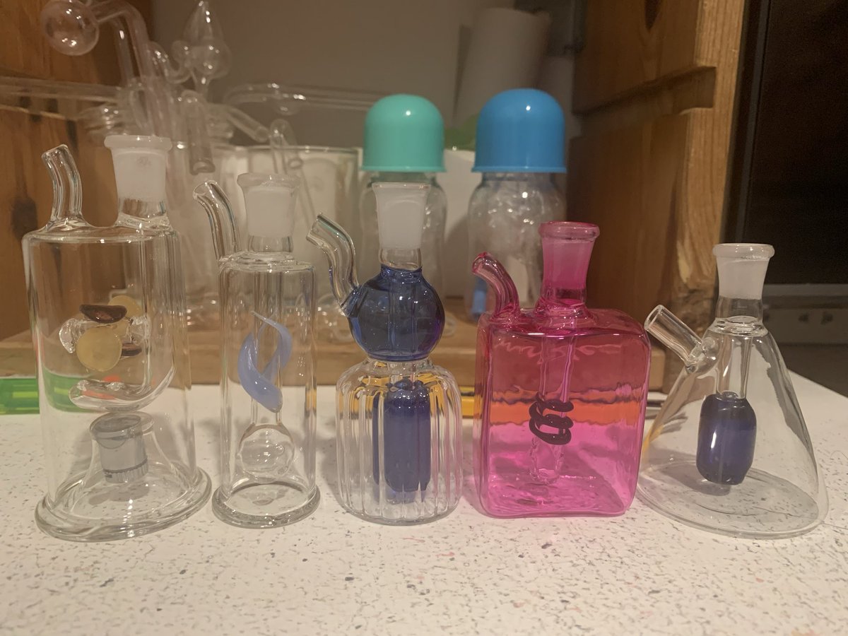 พร้อมส่ง รับของใน 1 ชม สนใจทักได้เลยครับ