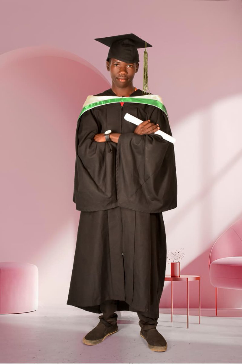 🎓 From just a Dream to a Degree holder! Congratulations Allan👑

👉Meet Allan, a determined student whose journey reminds us why we do what we do. 

Through resilience, hard work, and the support of our donors and mentors, Allan has officially graduated from university! 🌟