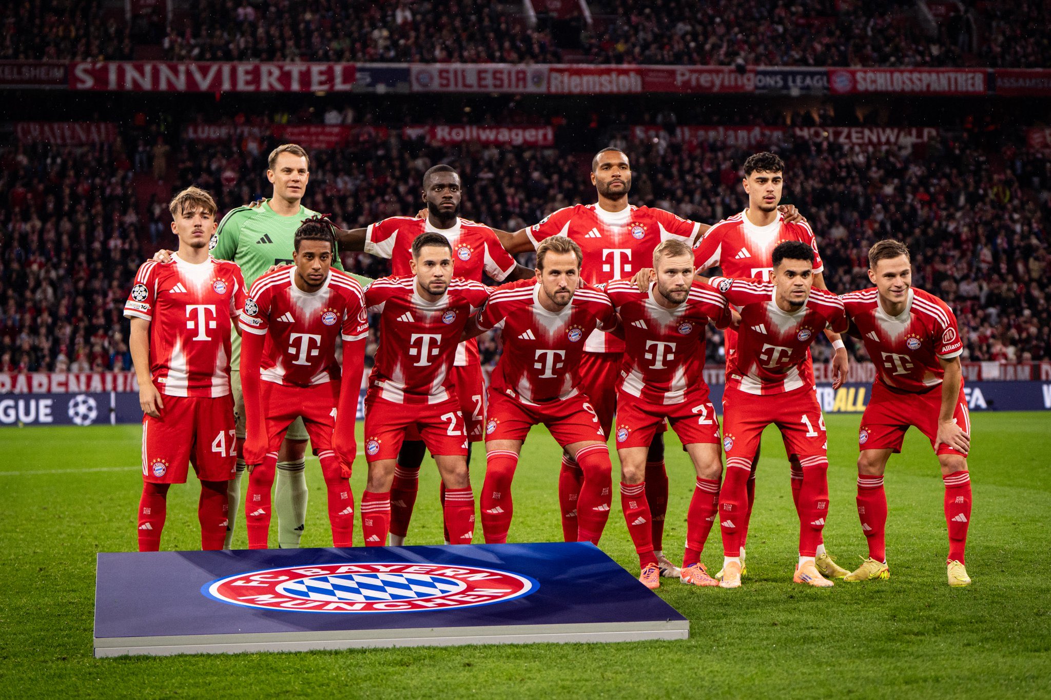 【上下】 16/17シーズン バイエルン オフィシャル チャンピオンズリーグ バイヤン・ツァイトゥング on X: 