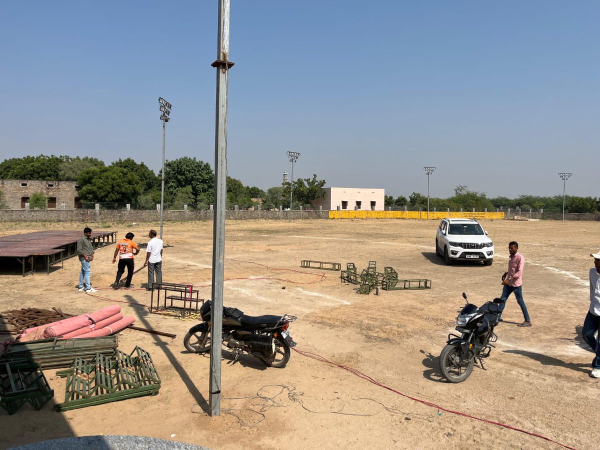 news21national's tweet photo. #Balotra : फूलण में आज से शुरू होगी रात्रिकालीन वार्ड कप क्रिकेट प्रतियोगिता
#Latestnews #Hindinews #Breakingnews #News21National #MiniIPL #Balotra #Barmer #CricketFestival #KalbeliaDance #RuralEvent https://t.co/MISMkYh2MH