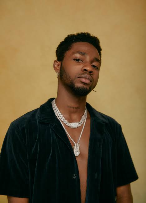 Edson Akana ka crooze seals the final hour of #TheMorningAddiction with "INFINITY" by Omahlay.

#MTNMoMoApp