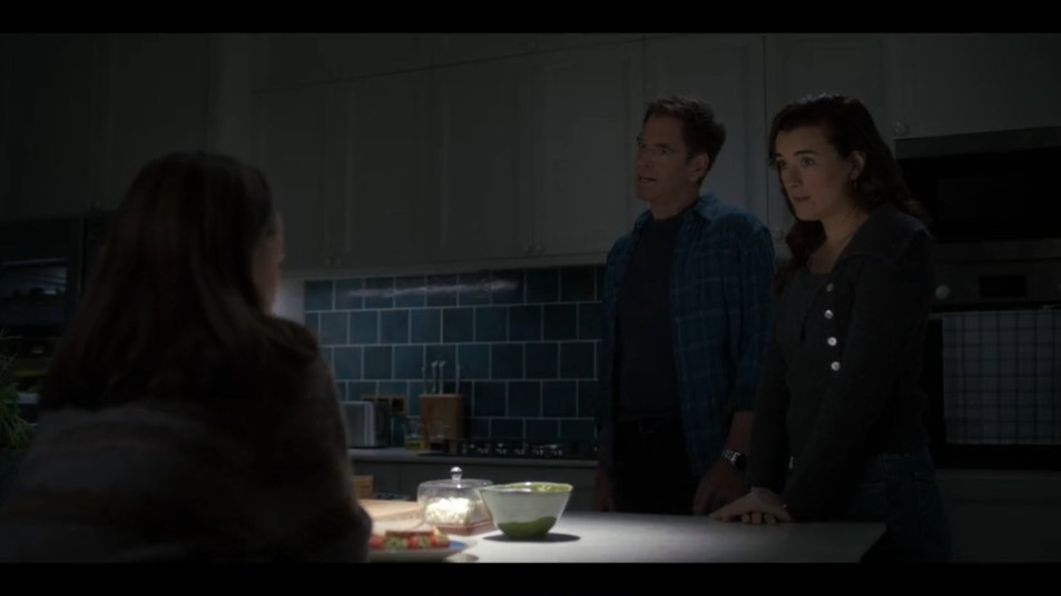 JavaJunkie91's tweet image. "Your dad and I would like to start dating again."

"We just wanted to run that by you and see how you felt about that."

"Last thing we want is to make you feel uncomfortable."

"You say a word and I dump your mom."

"Hey!"

"Don't be so dramatic, it's fine."

#TonyandZiva