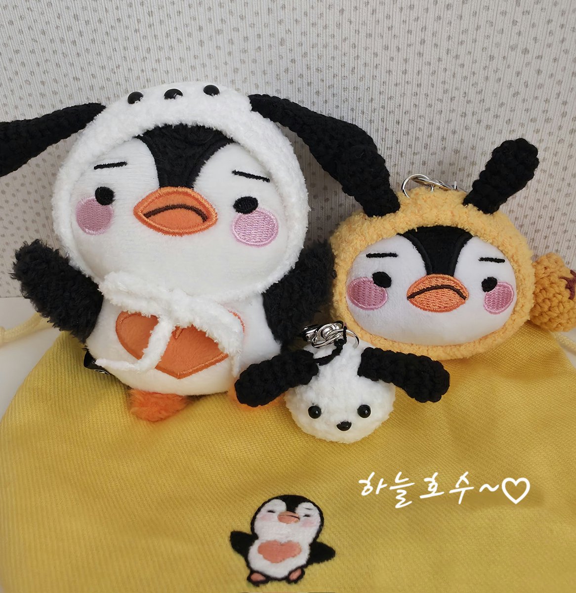 changes0125's tweet image. ๊บ์์์
..๋ ๊ท์ฌ์๐
ํ์ฐ์น์ ์์ฅ..๋~ ๊ฐ์ด ๋ค๋๋๊ฑฐ์ผ๐
@jxuxnxhxo ์ ๋ฌผ ๊ณ ๋ง์์..๐ซถ๐ซถ๐ซถ
์ข
์ด์ค๋น ๋ ๋ค๋ฆผ์ง ์ค...๐คญ๐คญ
