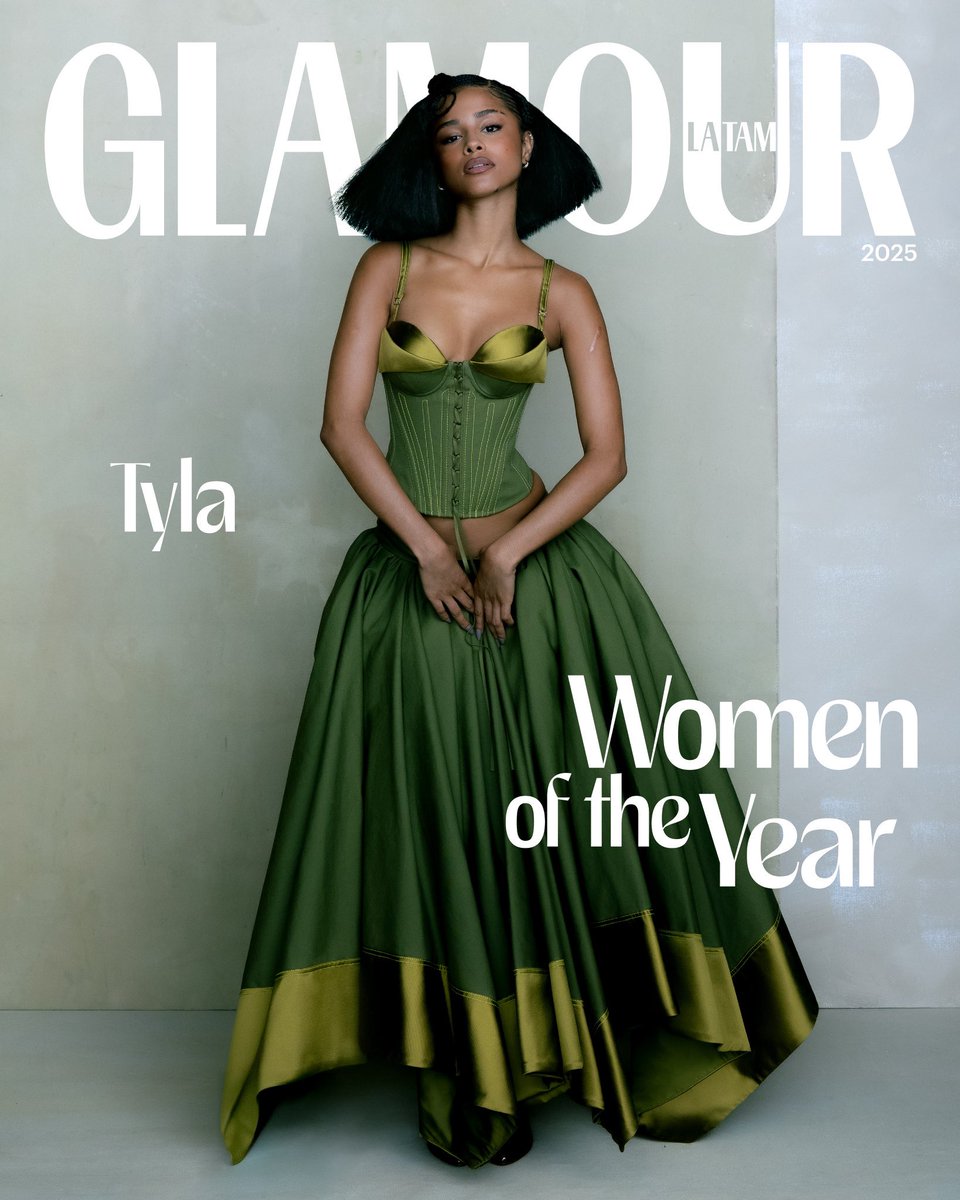 afromixx's tweet photo. Tyla looks beautiful on the cover of Glamour Magazine’s Women of the Year issue ❤️‍🔥🤭 https://t.co/Qcxh9en0mr