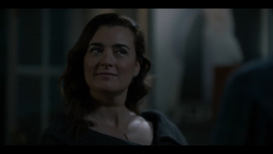 JavaJunkie91's tweet image. "And just when I thought I couldn't love you any more, you go and pull a stunt like that."

"Well, you hang in, big daddy. There's more where that came from."

I just now their dirty talk is 🔥

#TonyandZiva