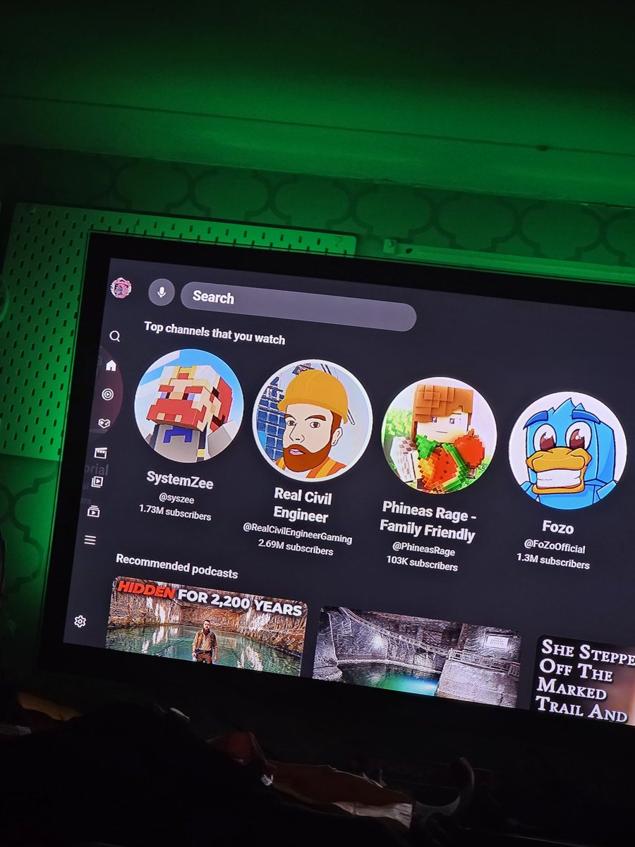 OneRandomDolly tweet media