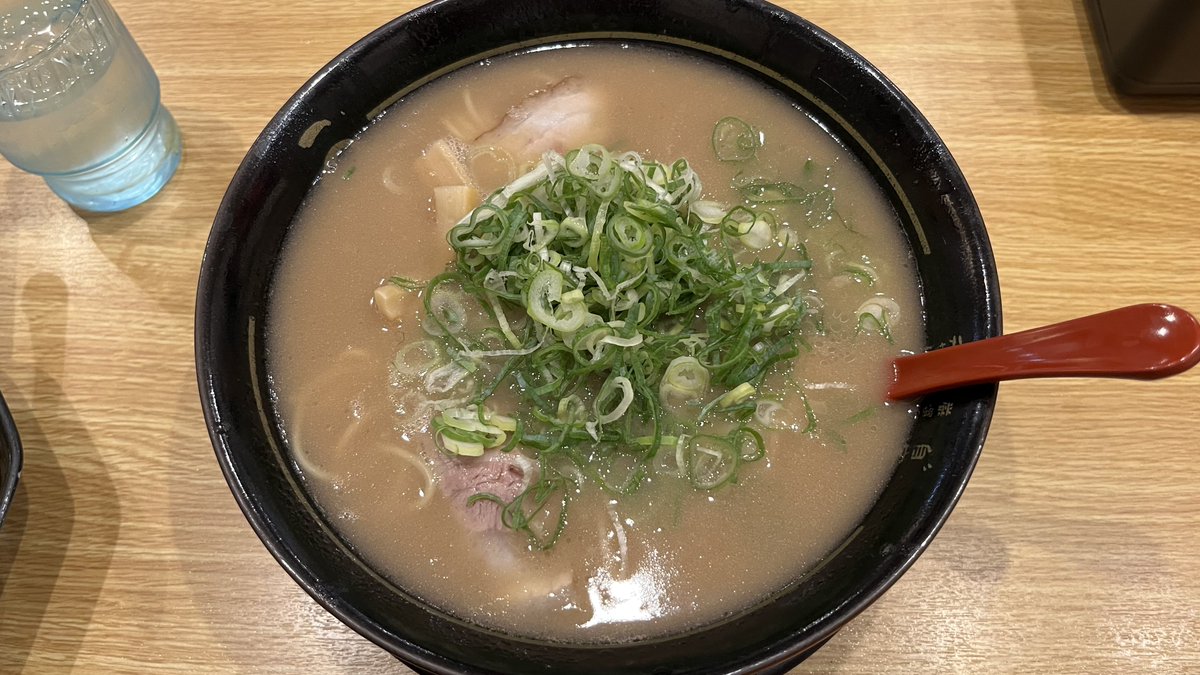 oinagoya's tweet image. うま屋 のラーメンも食べられる、名古屋においでよ。

市内に8店舗出店している、チャーハンが美味しいラーメン店だよ～🍜
