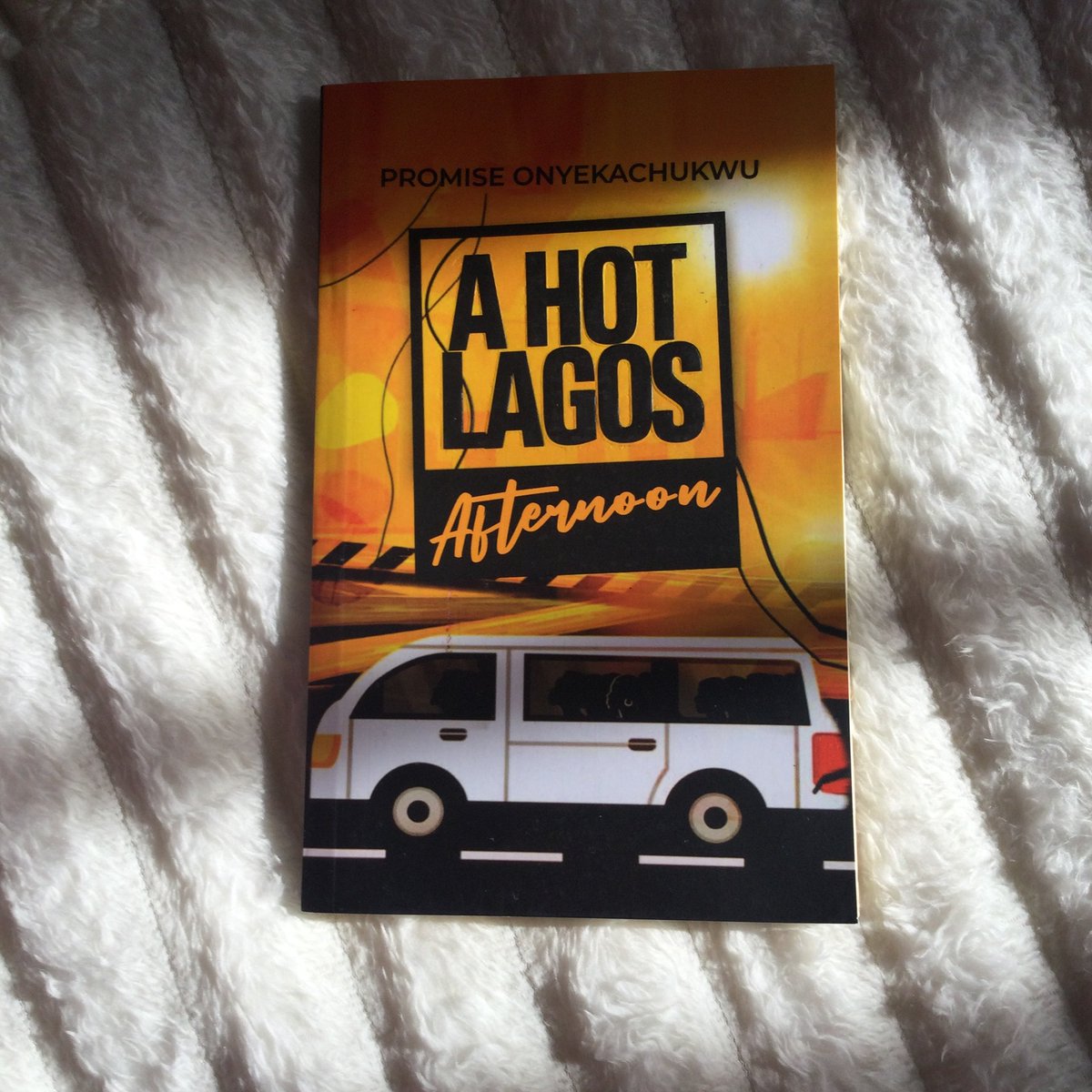 roving_thinker's tweet image. Day 23 of Promoting Nigerian Literature
I enjoyed this collection of short stories.