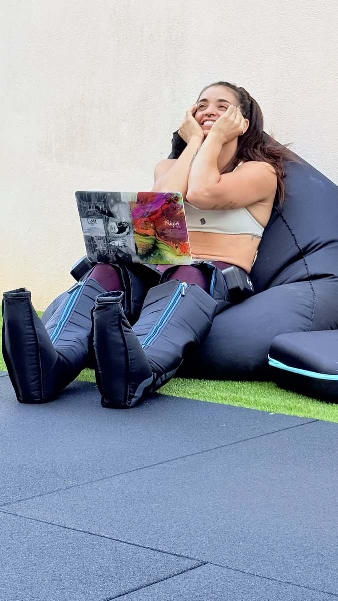 🌸 ¿Te imaginas sentir esto cada tarde después del trabajo? #compex       youtu.be/I0YY3Jl00K4?si…