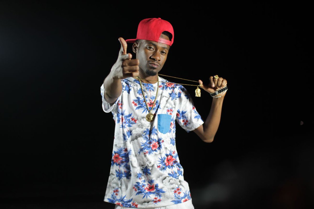 Classic105Kenya's tweet photo. #NP:Binti Kiziwi-Z.Anto
#ClassicConnect
#SteveOnClassic https://t.co/6zsOBh8dU5
