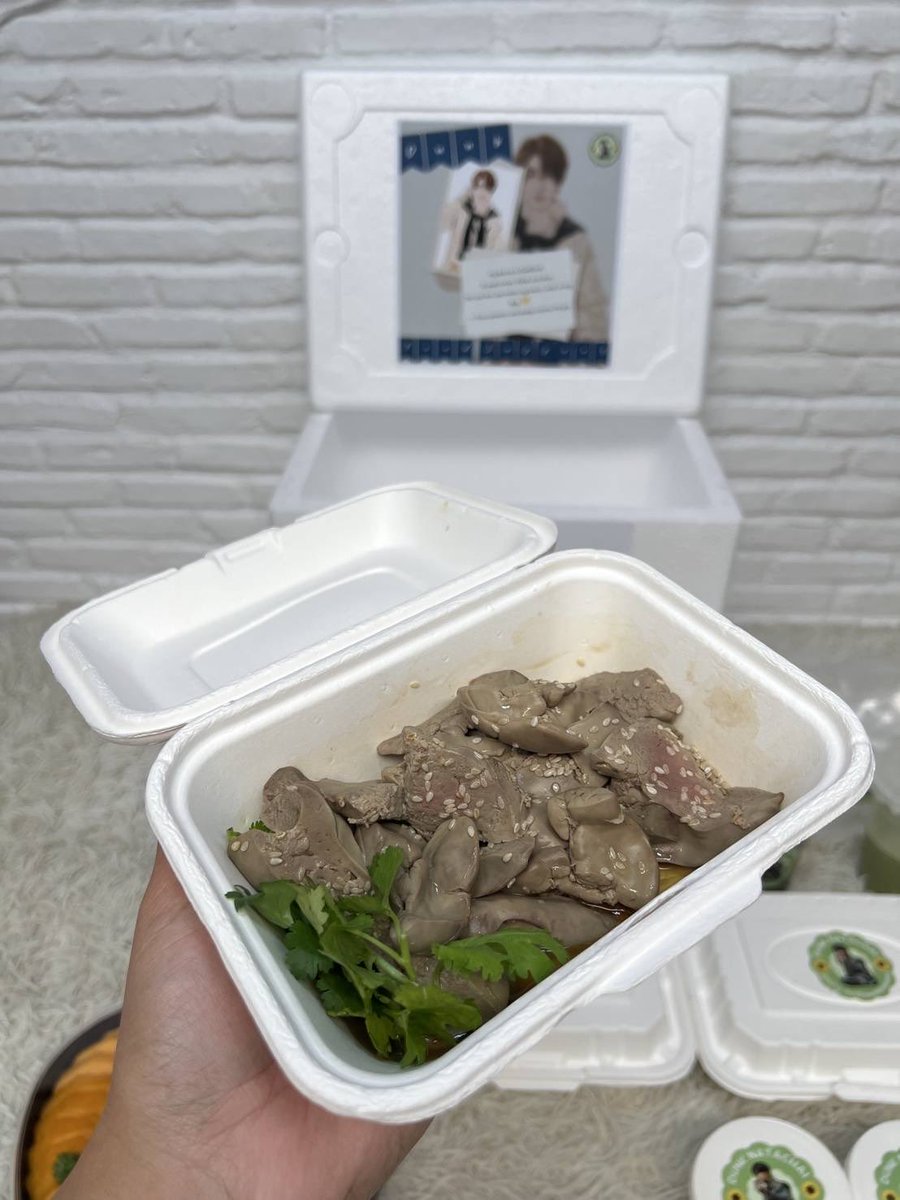 Dunk_OfficialTH's tweet photo. [ #DunkFoodSupport ] 

#DareYouToDeath

Date: 23 October 2025
Meal: Lunch  
From: K. @tung_sunflower 

We deeply appreciate your kindness and love for Dunk Natachai. 🙏🏻🖤 

@dunknatachai #dunknatachai #dunkmeow https://t.co/FkVvcm31dD