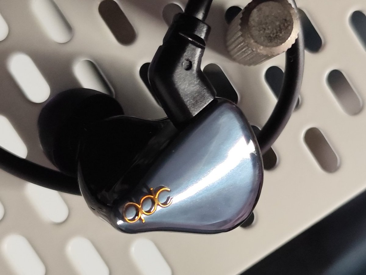 qdc イヤホンセット 楽天市場】イヤホン 有線 耳掛け カナル型 4極 3.5mm リモコン