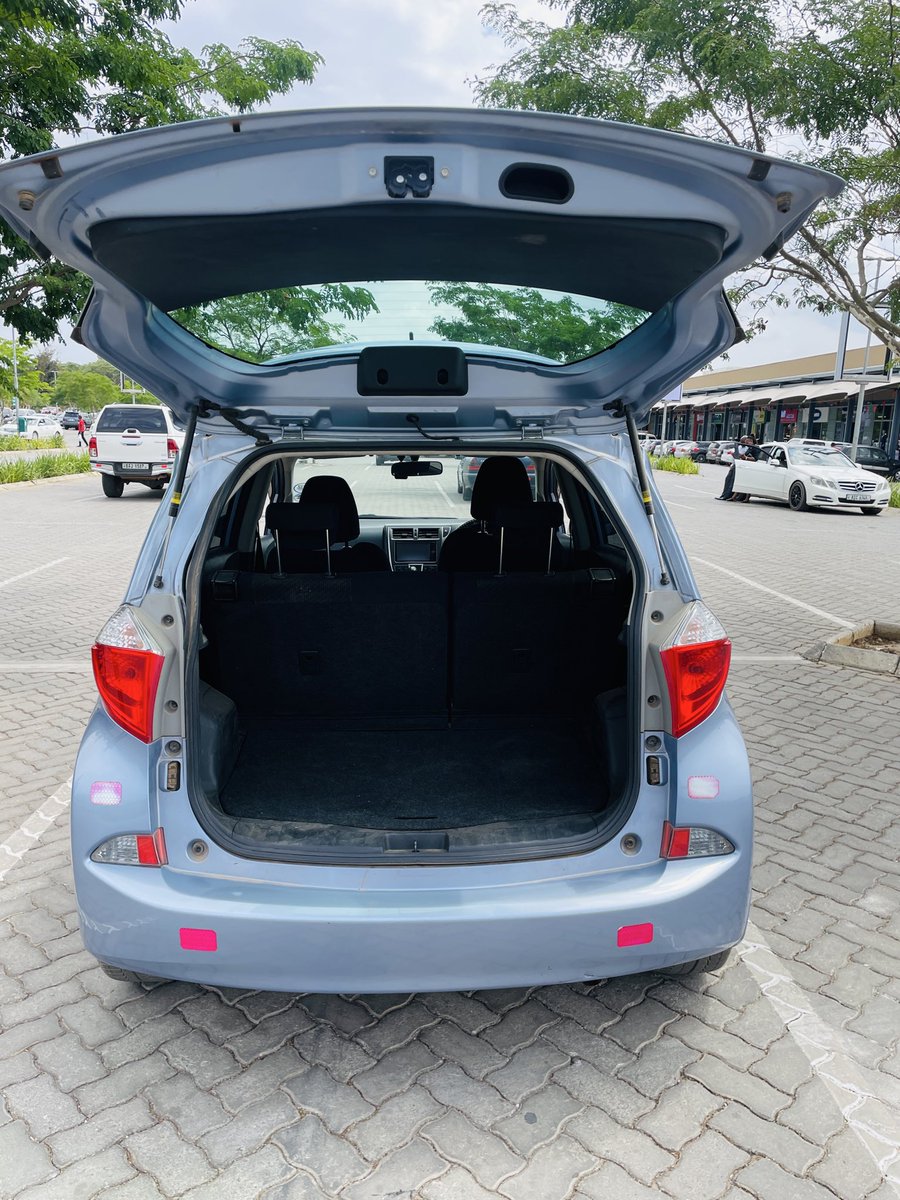EnockTc1's tweet photo. QUICK SALE:

Toyota Ractis
1NR Engine
1.3 Litre Engine CC
Blue in color
Automatic Transmission
Buy and Drive
Very Neat and Clean
Price: K115,000 Negotiable
Location: Lusaka

Call or WhatsApp +260974096943 https://t.co/2zV2u51lWi