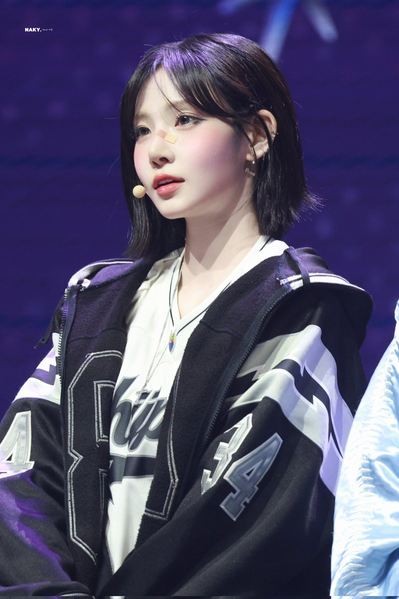 NakyJar1013's tweet photo. Hit the Floor

#트리플에스 #tripleS 
#김나경 #NaKyoung https://t.co/MGME2SnGEO