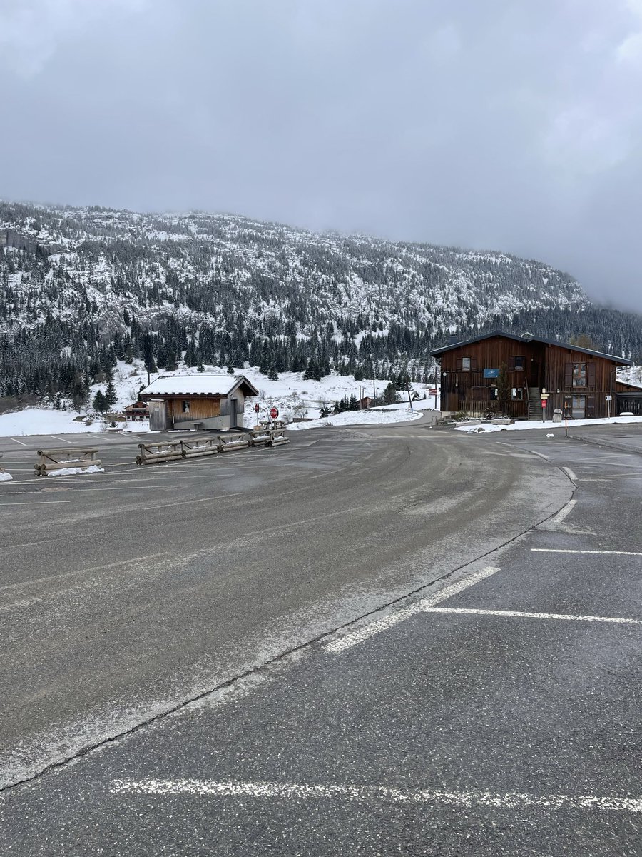En terme de grands espaces, Solaison n’est pas une référence en terme d’aménagement, pour le reste en revanche… Une visite pas si ancienne, largement suggérée par le vice-président du département 74 en charge des sports en septembre 2024.