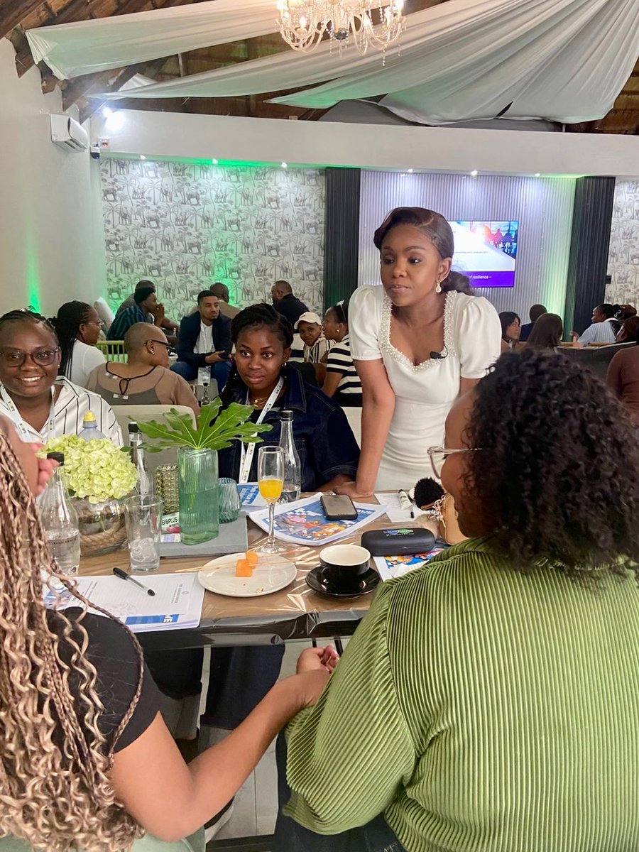 yandisa_hene's tweet image. One of the absolute highlights of my year ✨✨. Working with both graduates and executives at Exxaro. #Resilience4Life #FindYourAwe